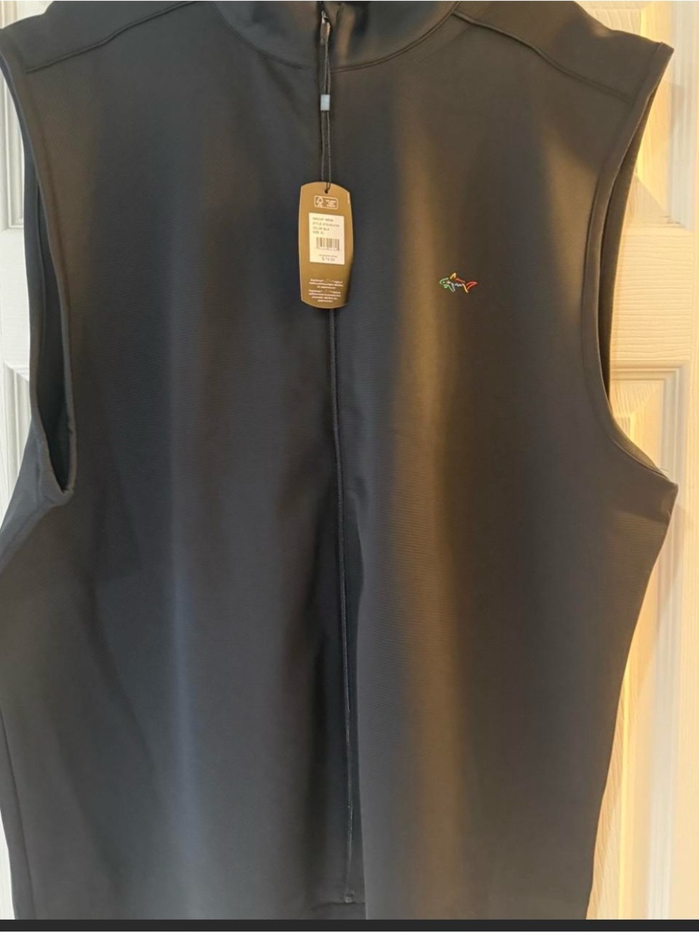 Men’s black Greg Norman vest